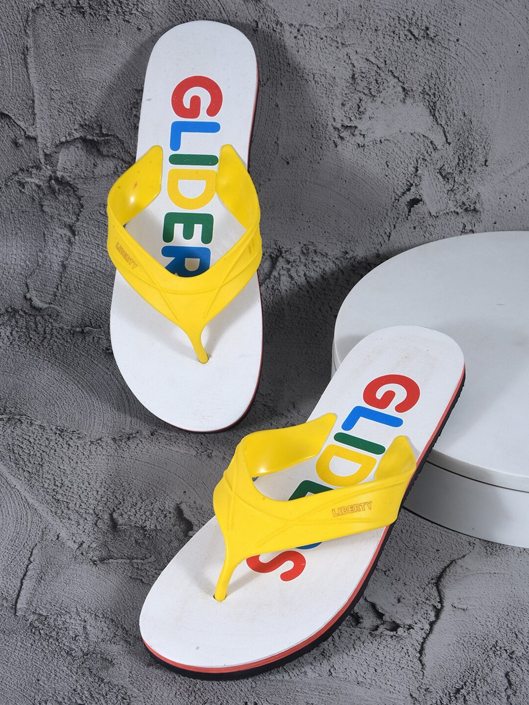 

Liberty Men Printed Thong Flip-Flops, White