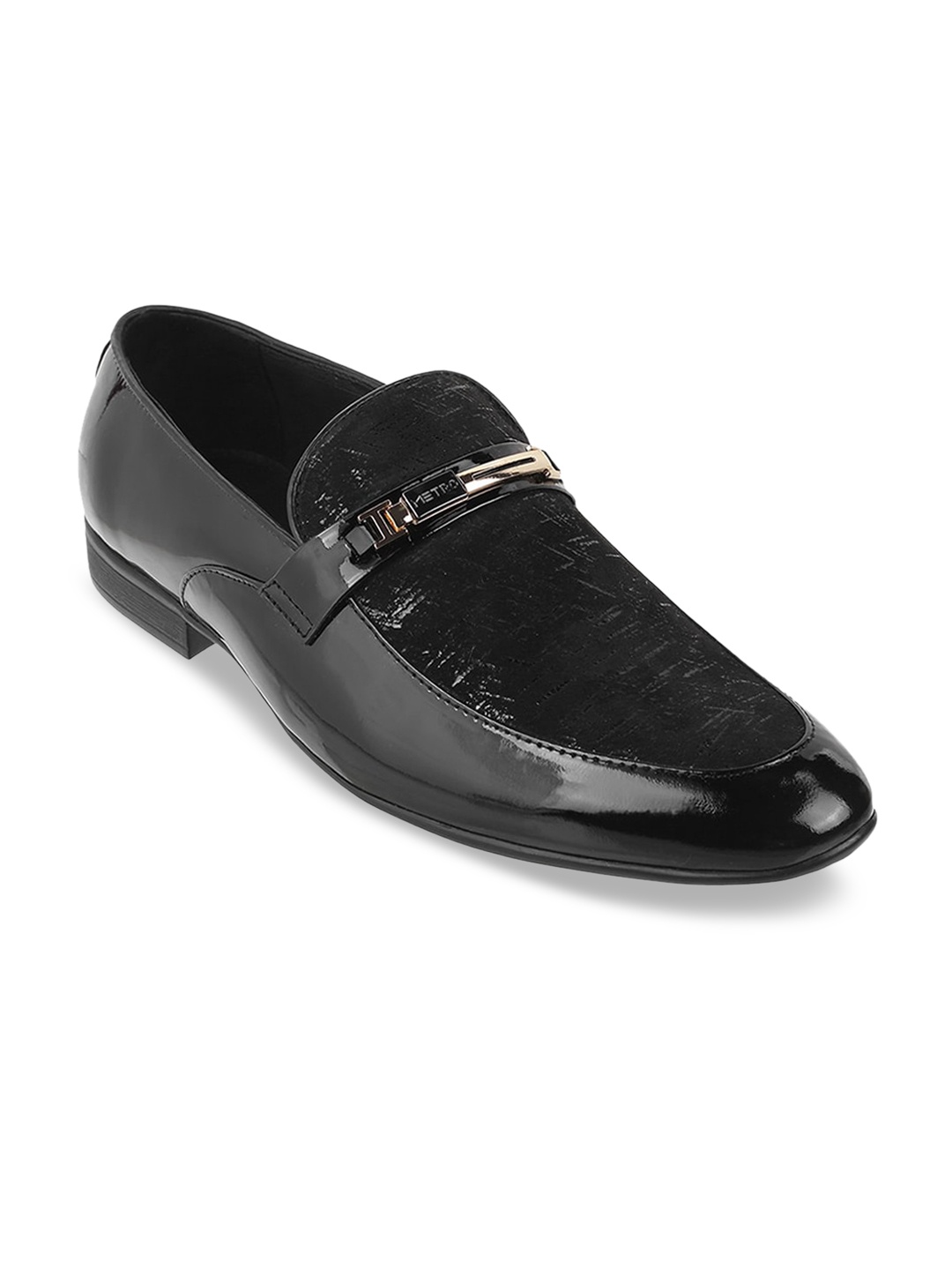 

Metro Men Black Textured Leather Formal Loafers