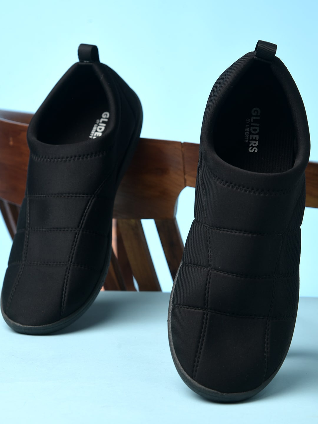 

Liberty Men Black Solid Slip-On Sneakers
