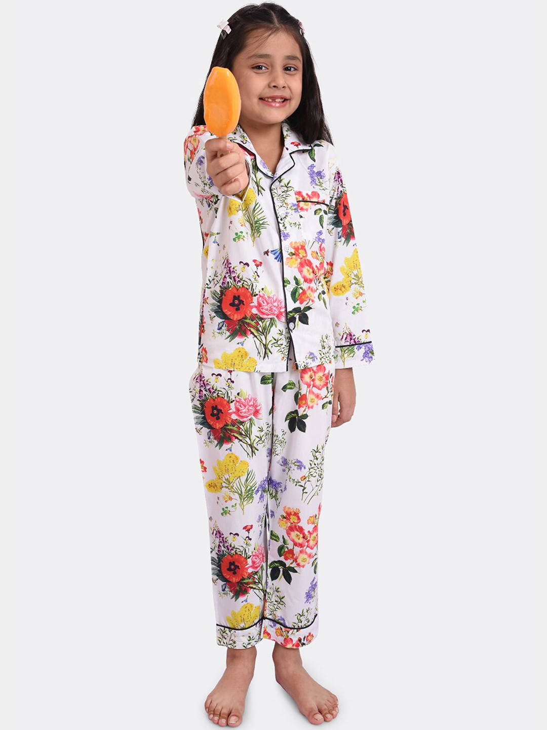 

KOOCHI POOCHI Girls White & Yellow Tropical Printed Pure Cotton Night suit