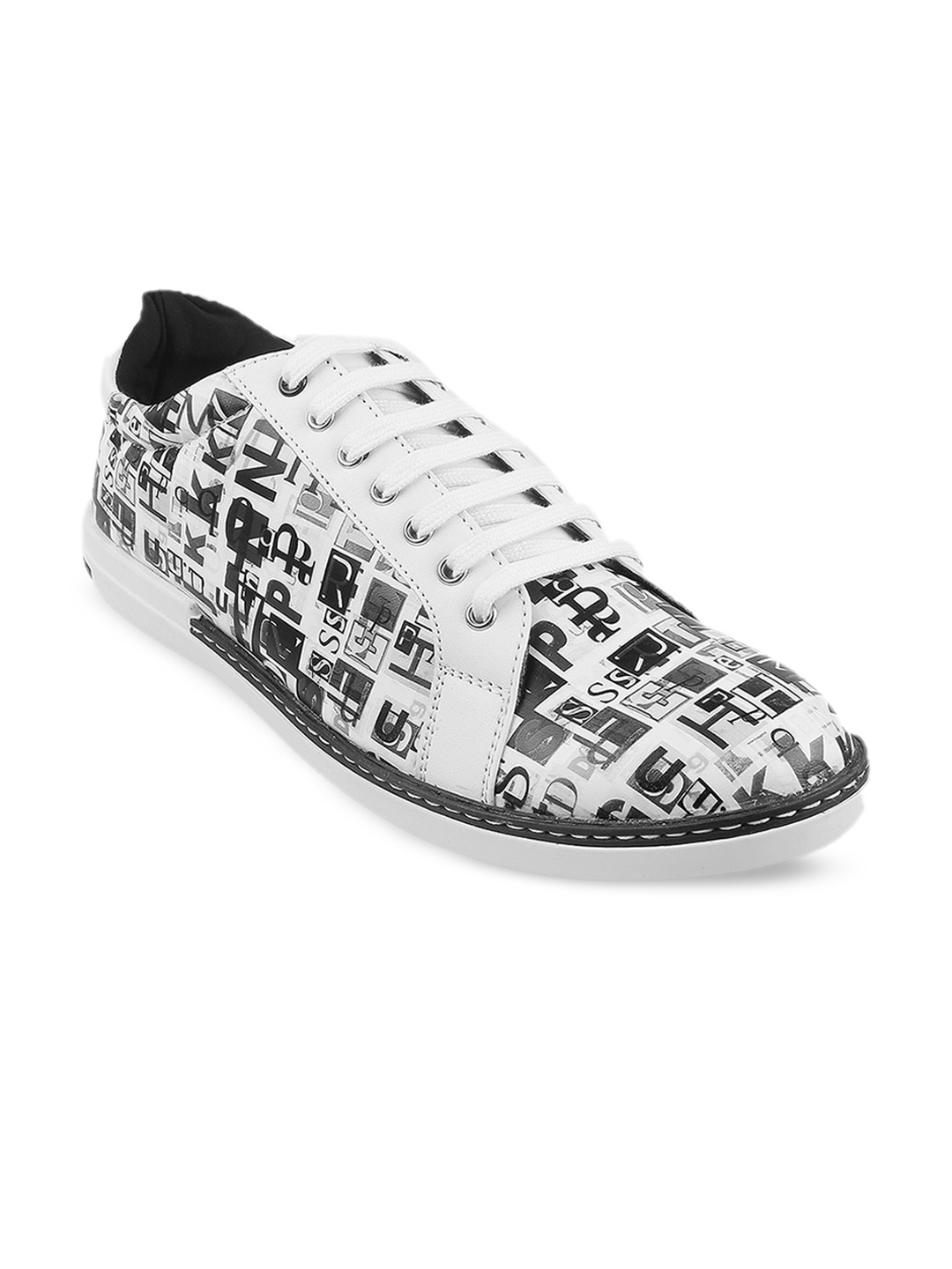 

Metro Men Black Printed Sneakers