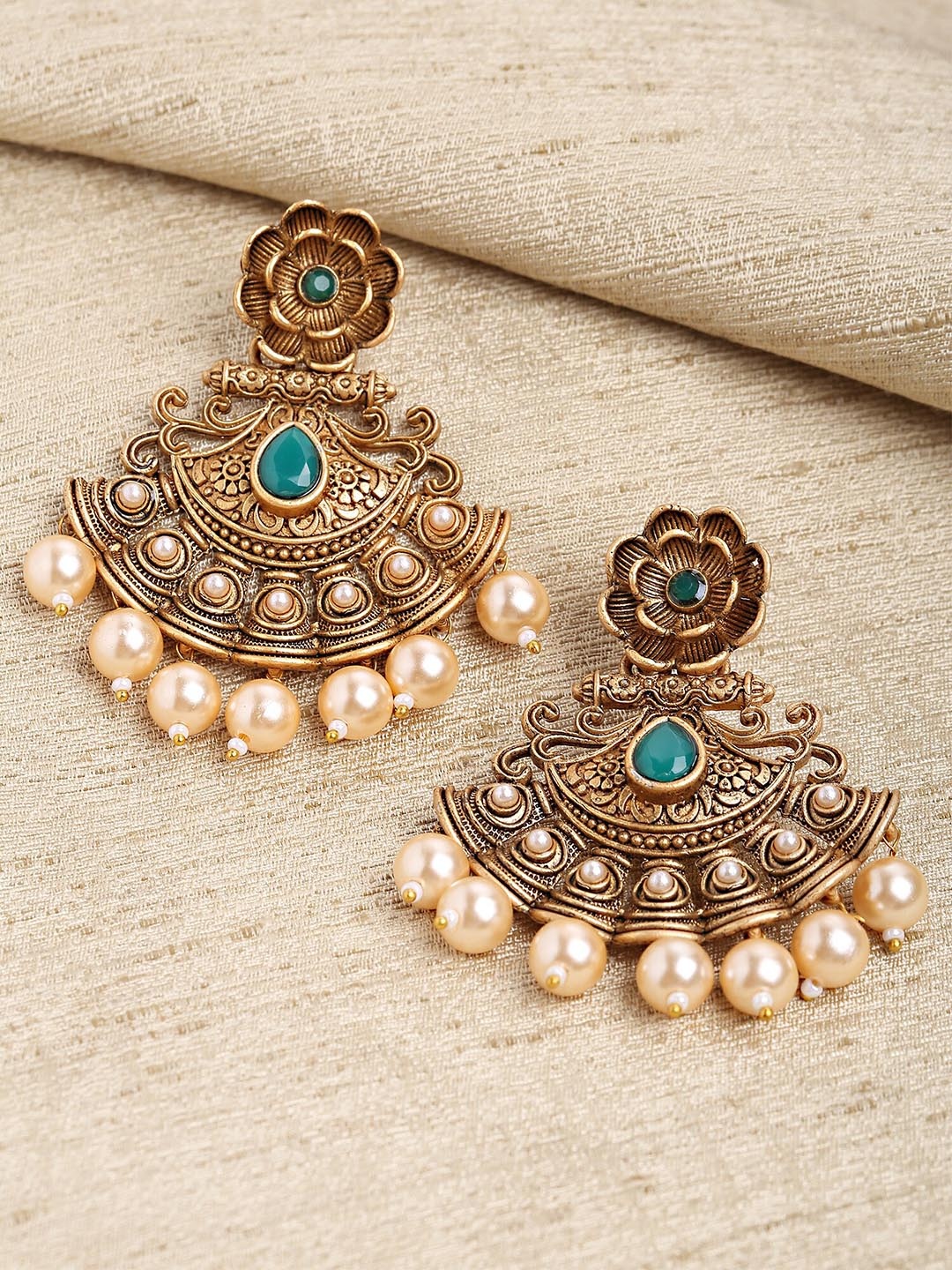 

KARATCART Green Gold Plated Classic Chandbalis Earrings