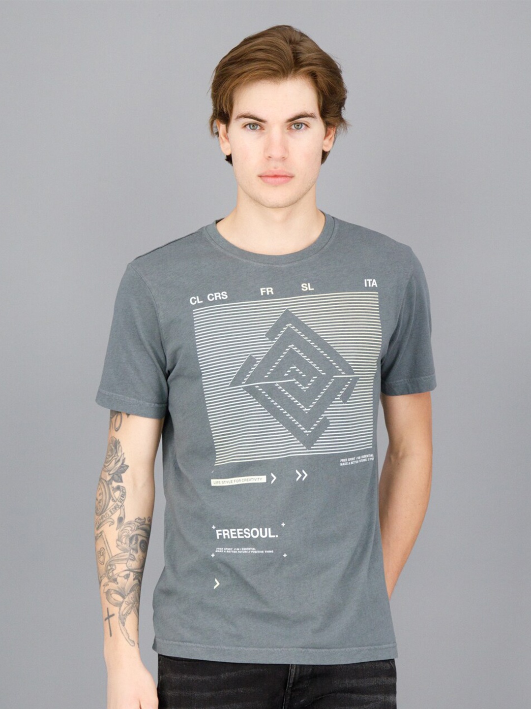 

FREESOUL Men Grey Printed T-shirt