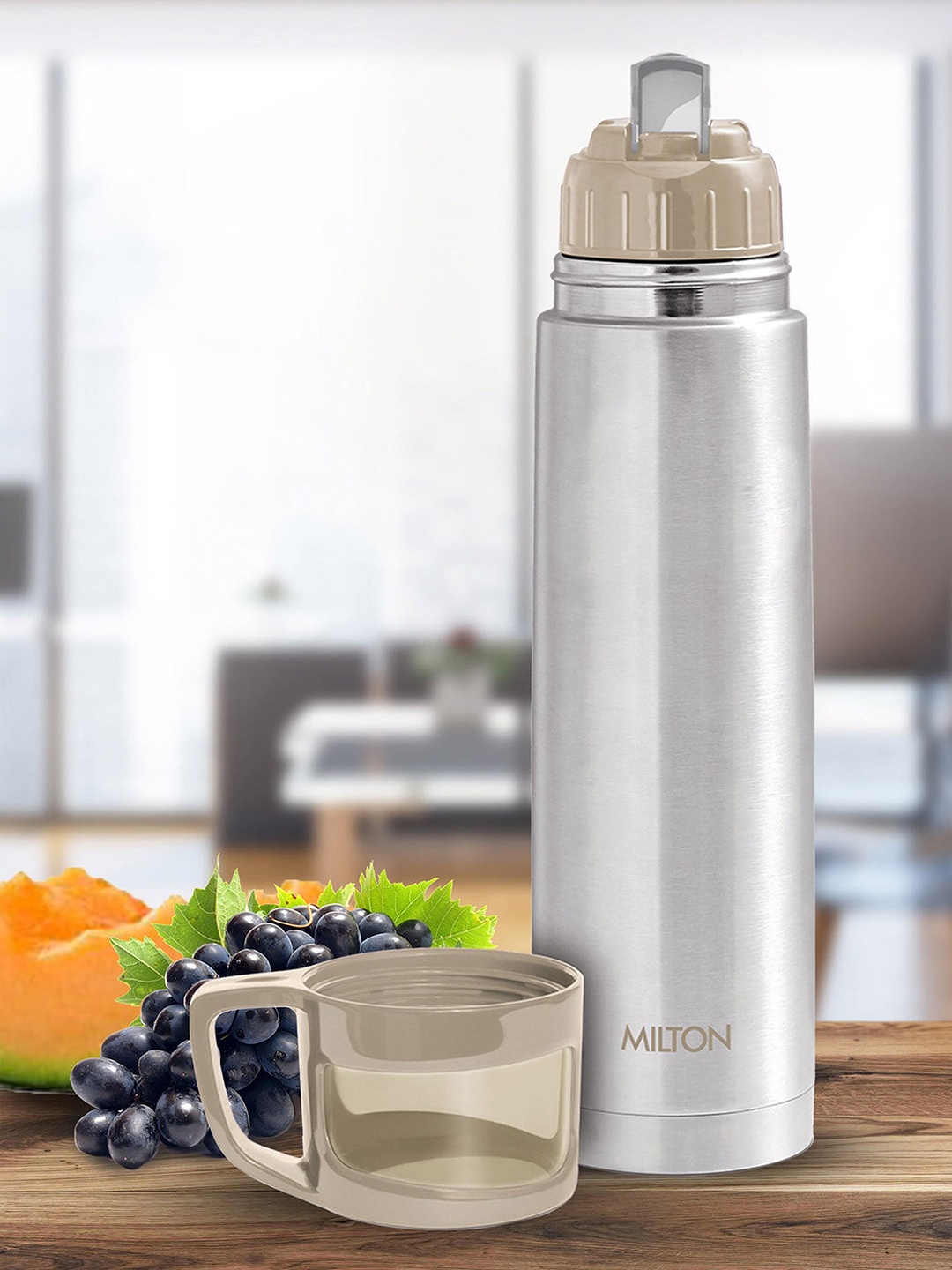 

Milton Glassy 1000 Thermosteel 24 Hours Hot and Cold Bottle with Drinking Cup Lid 1000 ml, Grey