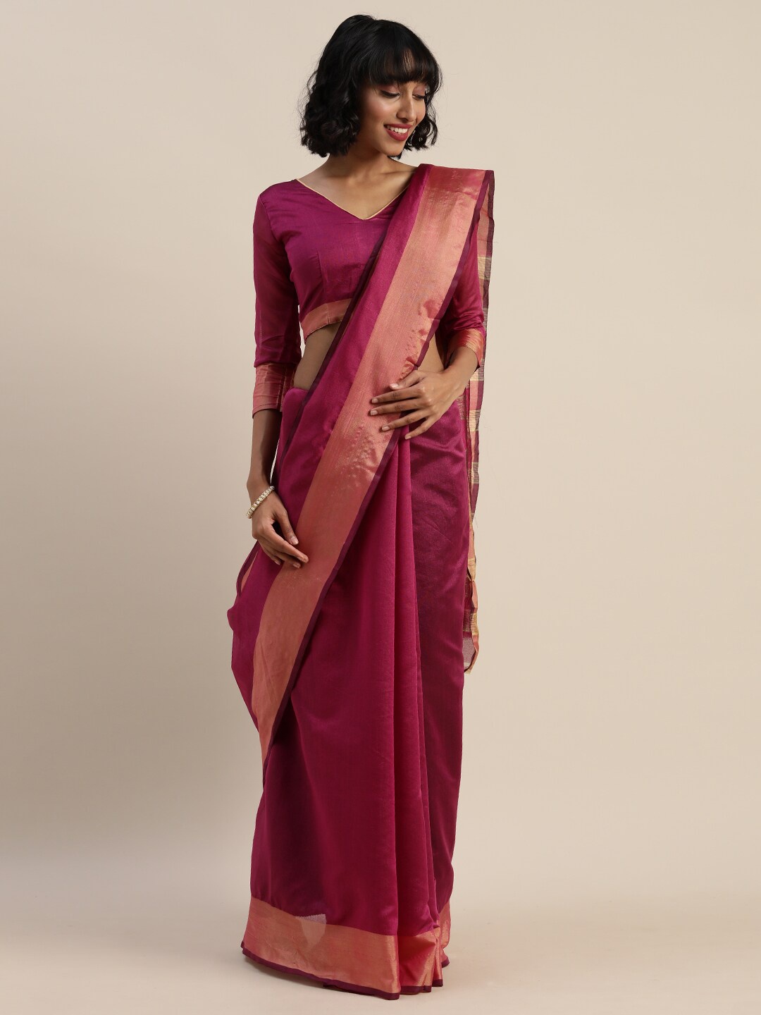 

Florence Magenta & Gold-Toned Zari Art Silk Saree