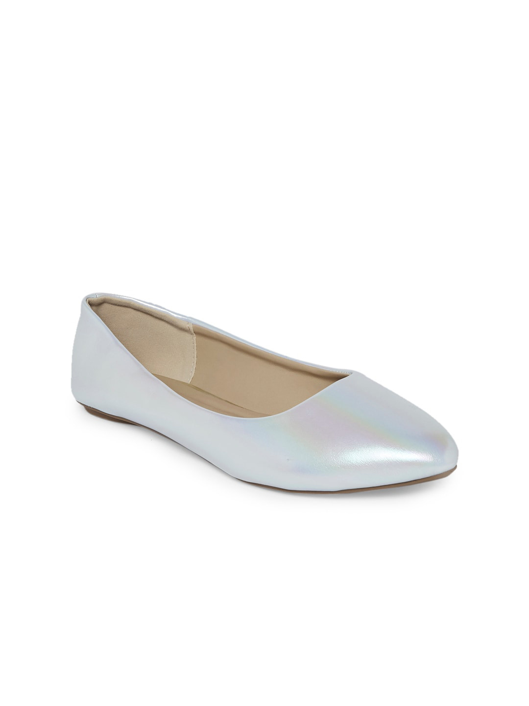 

Forever Glam by Pantaloons Women White Flatforms Shoes