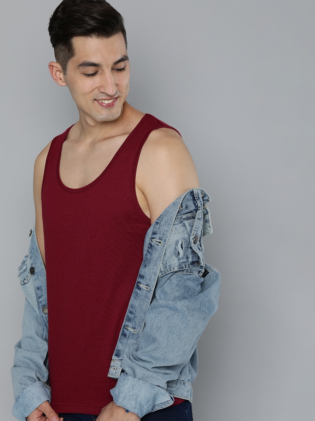 

HERE&NOW Men Solid Pure Cotton T-shirt, Burgundy