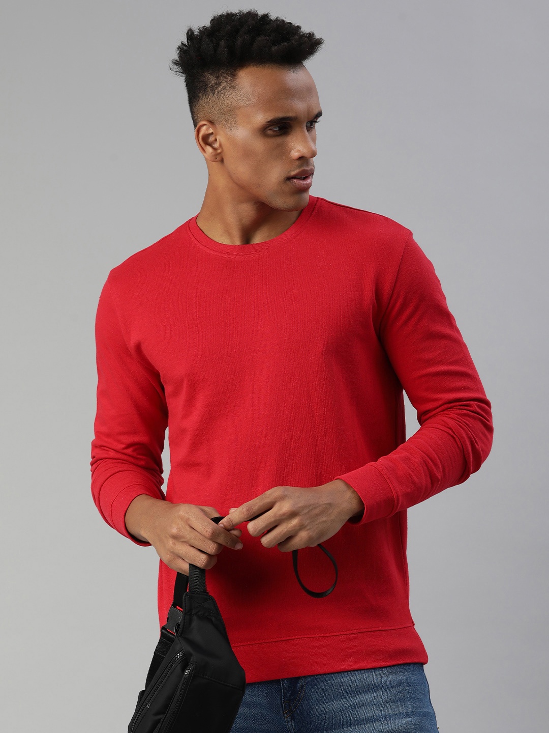 

Huetrap Men Solid Cotton Sweatshirt, Red