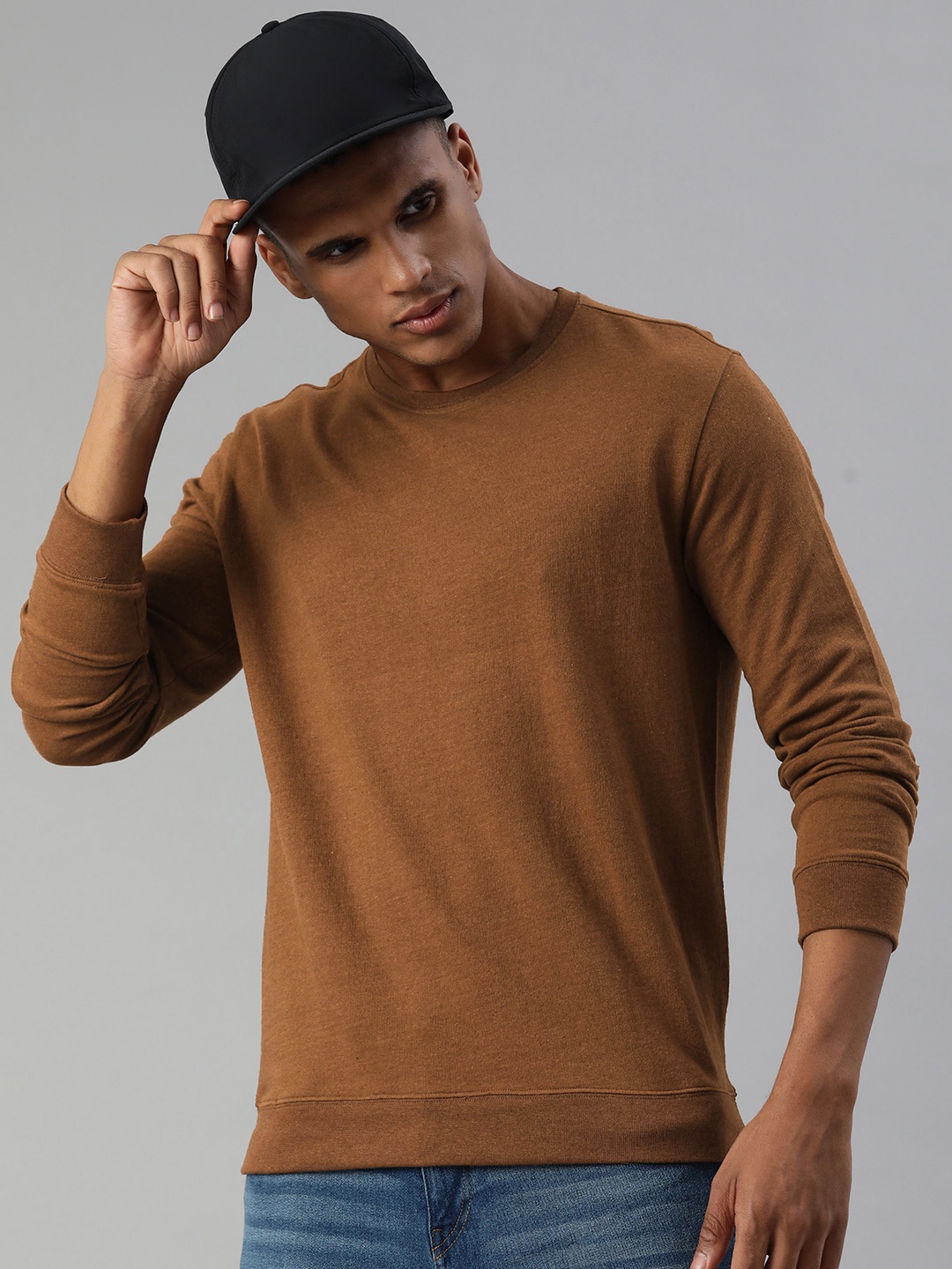 

Huetrap Men Solid Cotton Sweatshirt, Brown