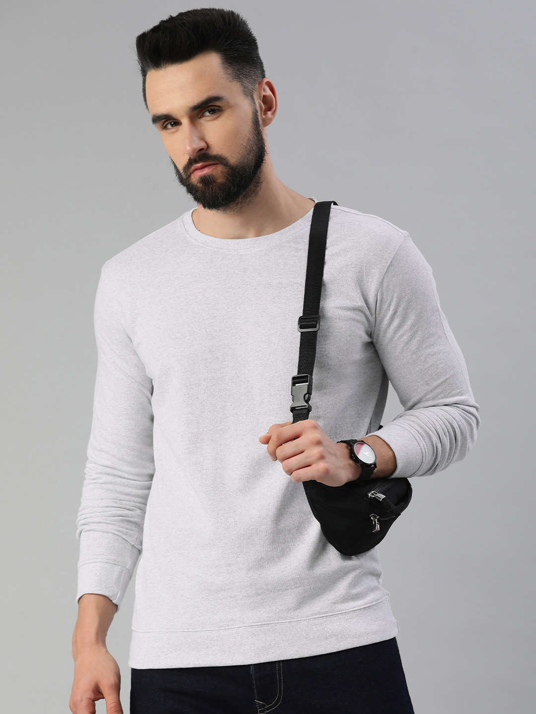

Huetrap Men Solid Sweatshirt, White