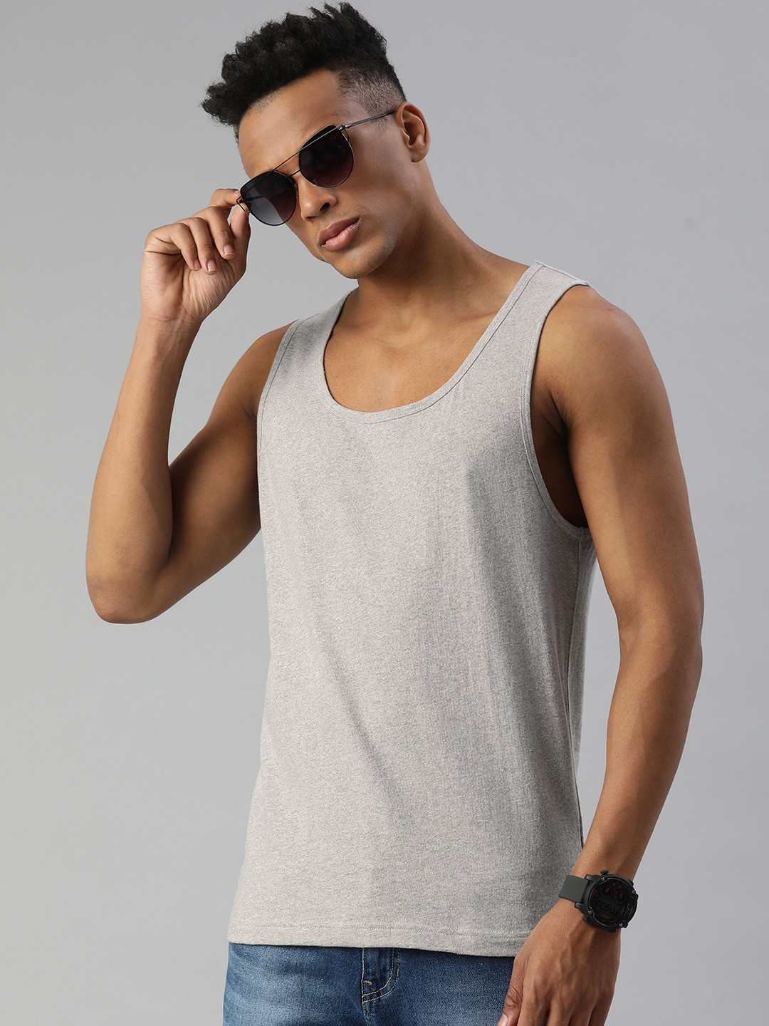 

Huetrap Men Grey T-shirt