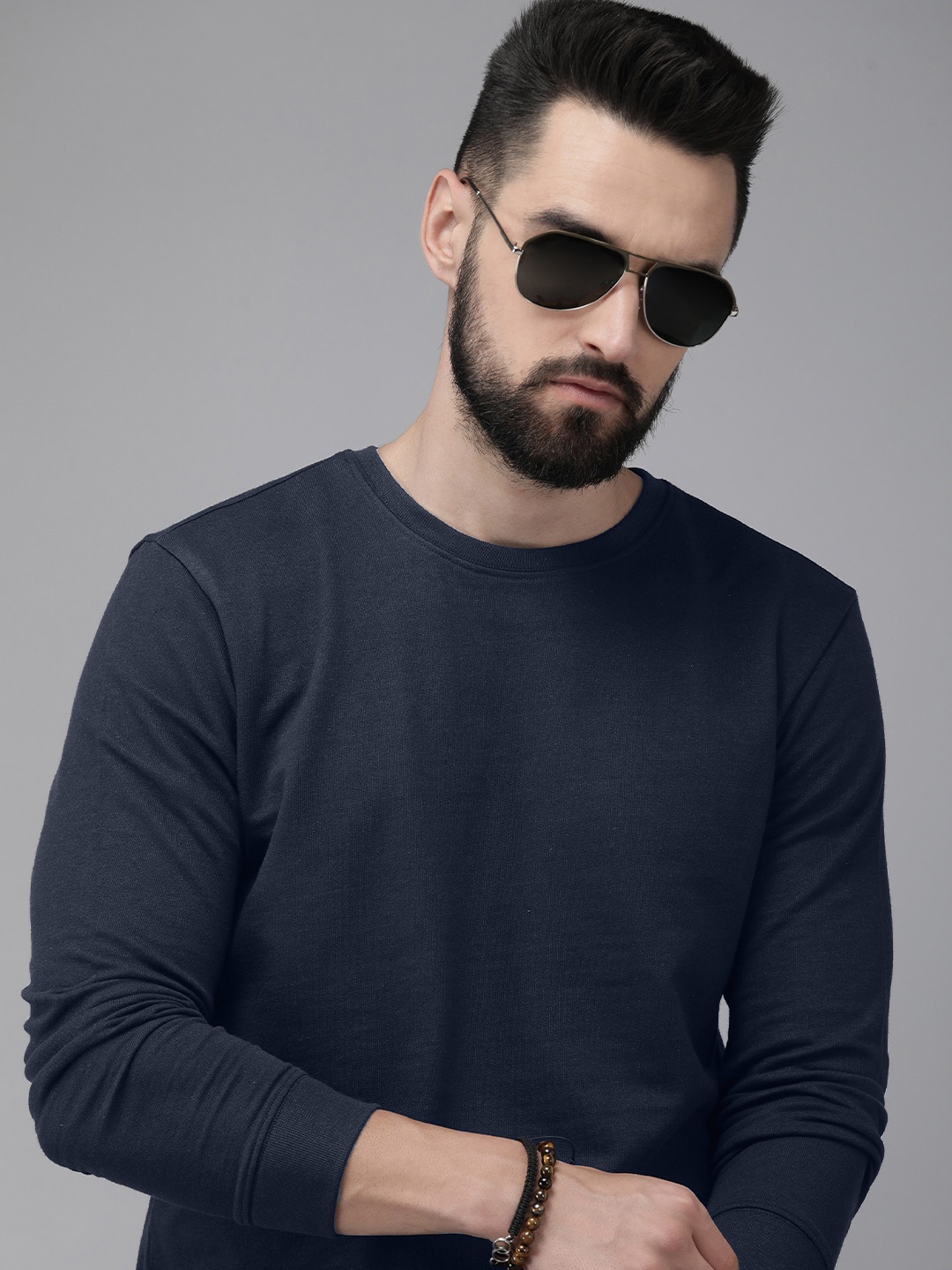

Roadster Men Solid Sweatshirt, Navy blue