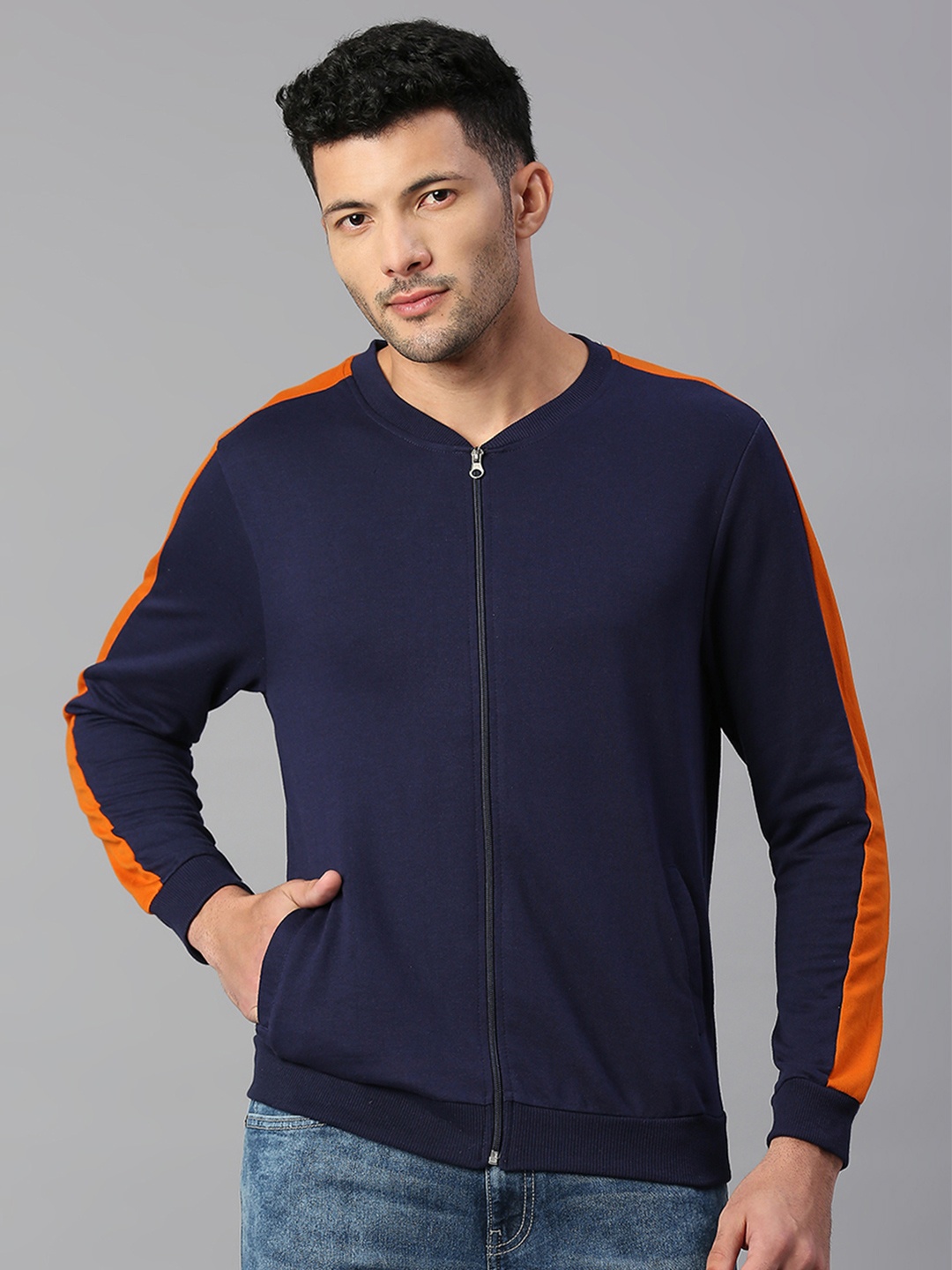 

Hubberholme Men Navy Blue Solid Sweatshirt
