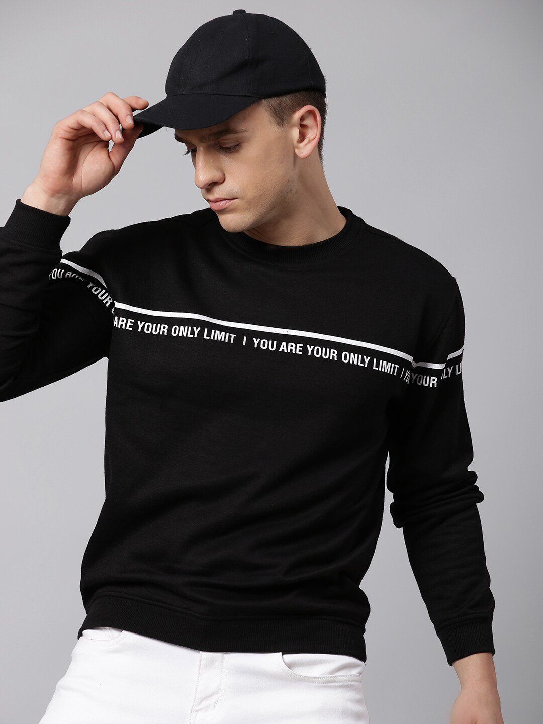 

Hubberholme Men Black Printed Sweatshirt