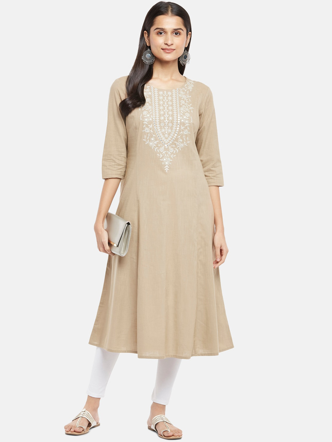 

RANGMANCH BY PANTALOONS Women Beige Floral Yoke Design Thread Work Kurta