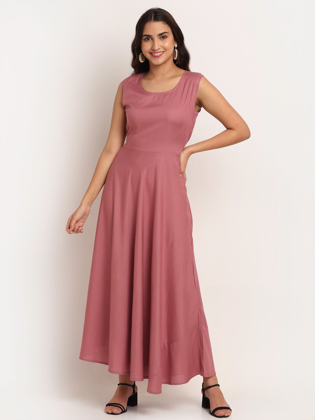 

Aawari Women Pink Solid Sleeveless Maxi Dress