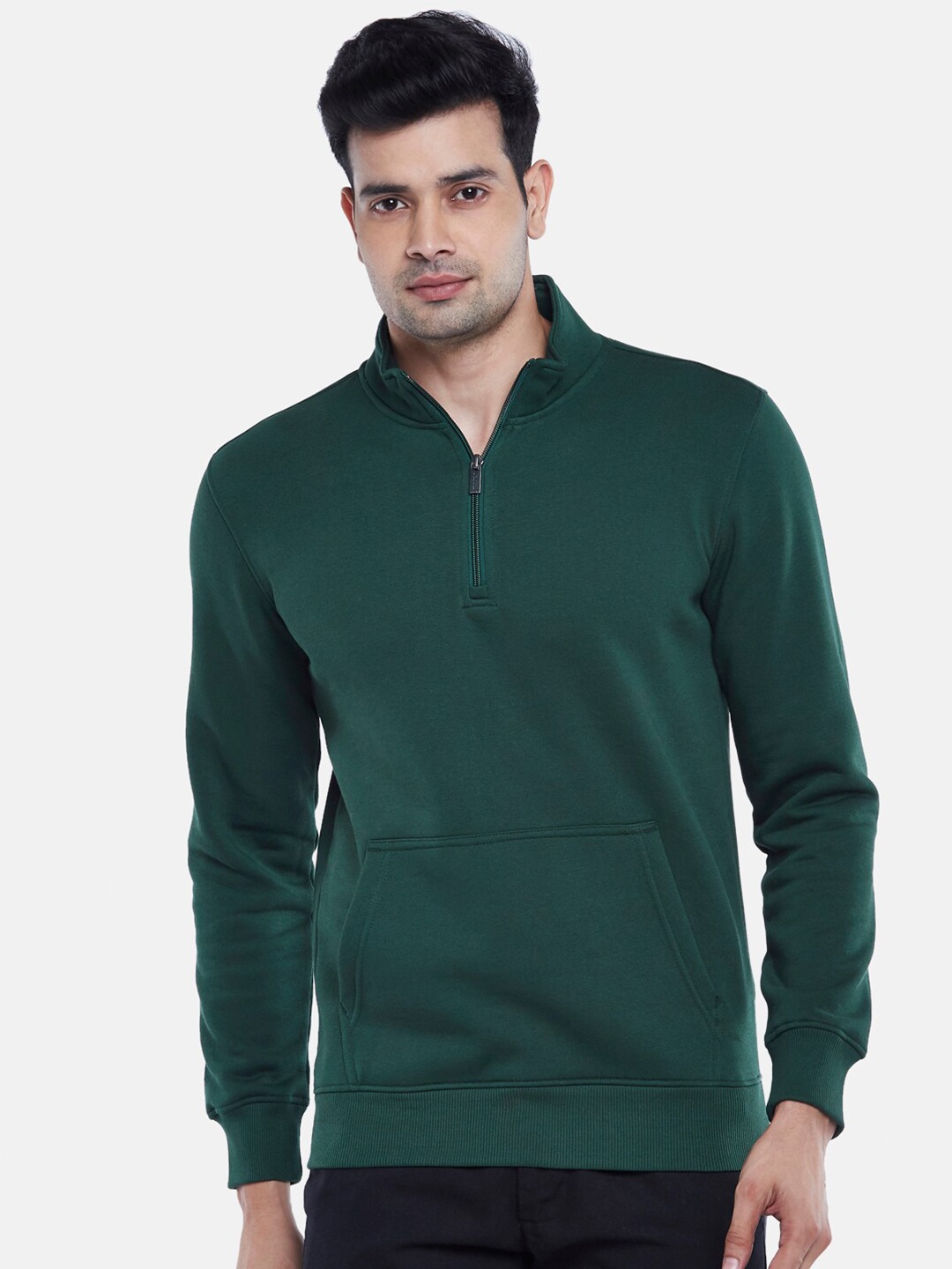 

BYFORD by Pantaloons Men Green Solid Sweatshirt