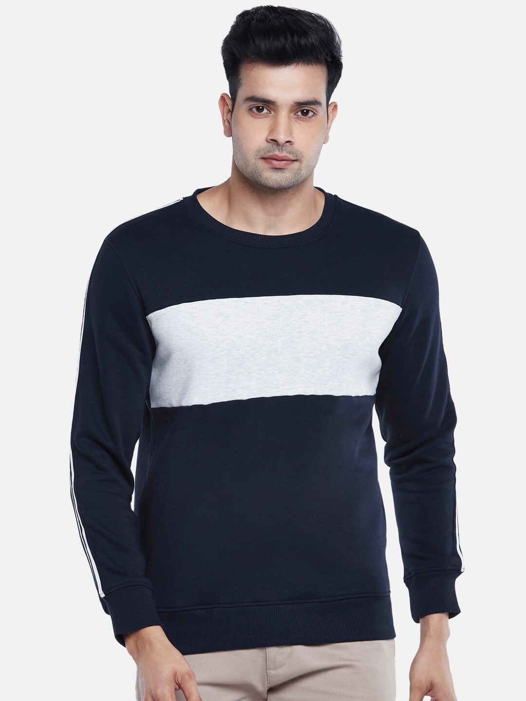 

BYFORD by Pantaloons Men Navy Blue Colourblocked Sweatshirt