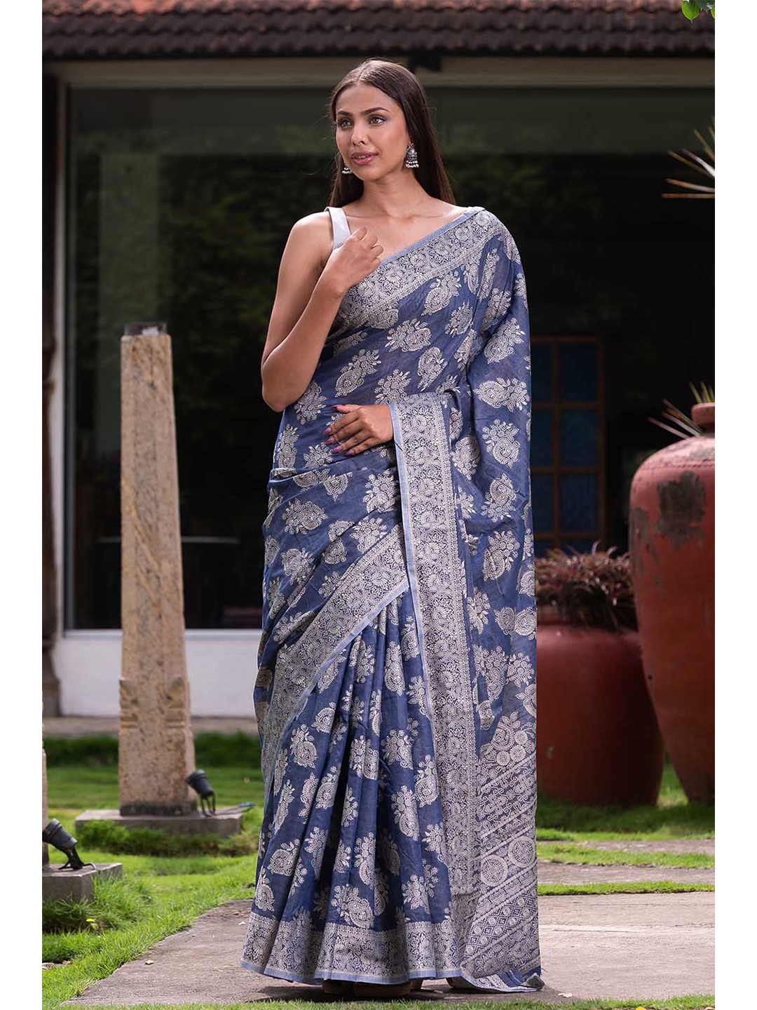 

KARAGIRI Blue & Silver Woven Design Cotton Banarasi Saree