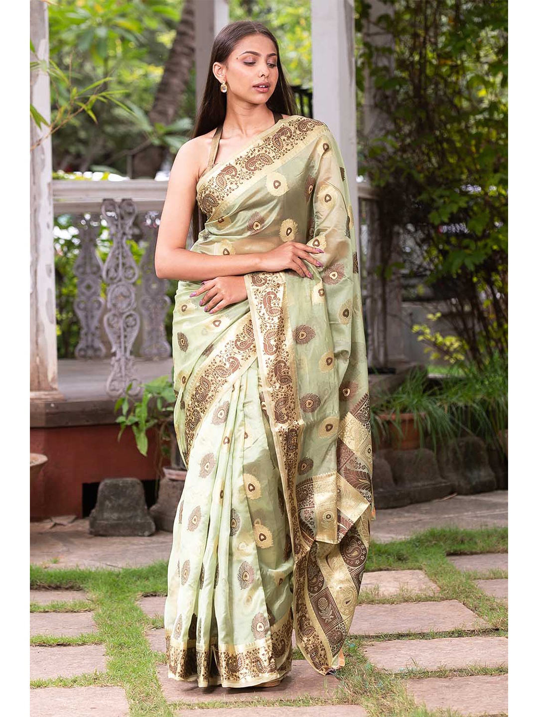 

KARAGIRI Green & Copper-Toned Woven Design Zari Organza Saree