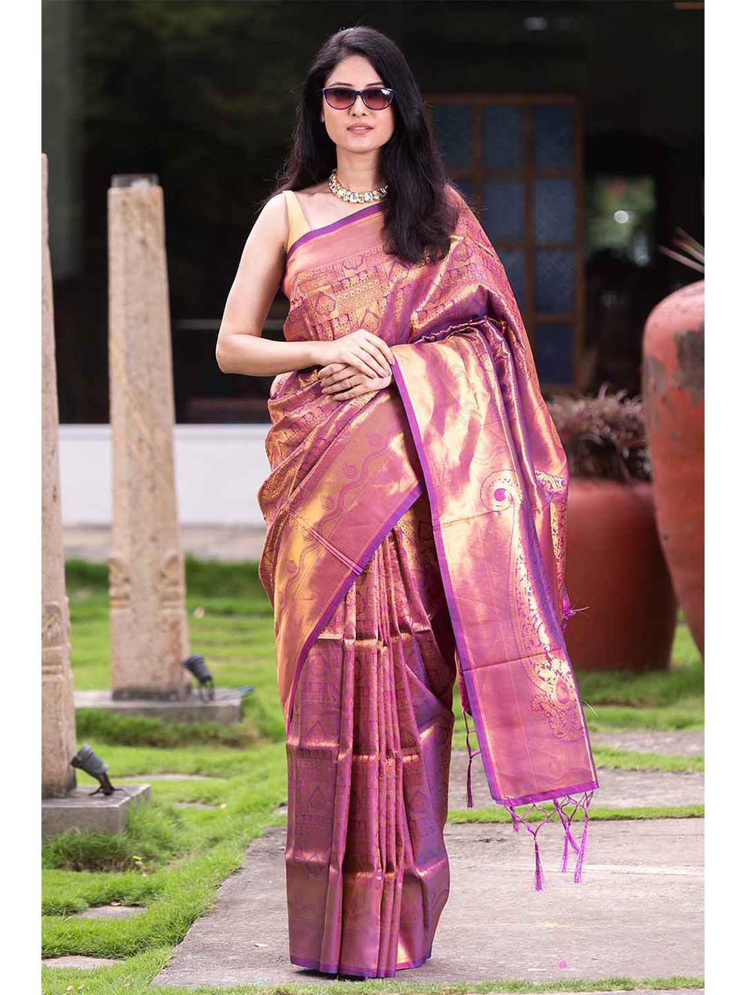 

KARAGIRI Purple & Copper-Toned Woven Design Zari Silk Saree