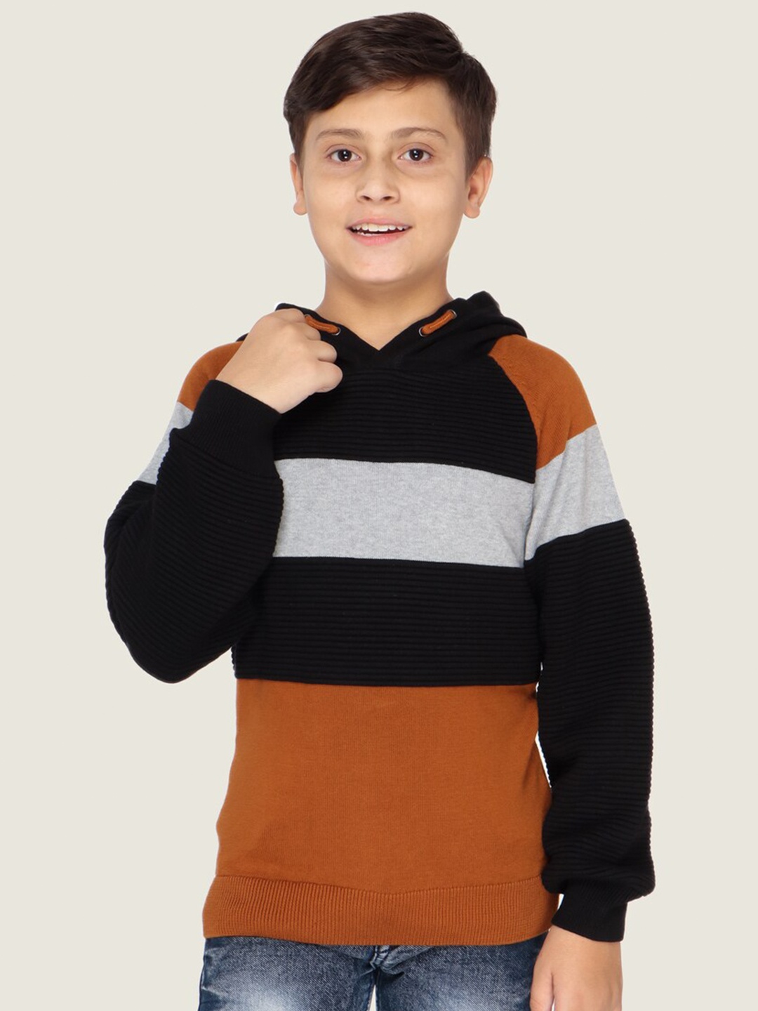 

LASNAK Boys Mustard & Black Colourblocked Hooded Cotton Pullover Sweater