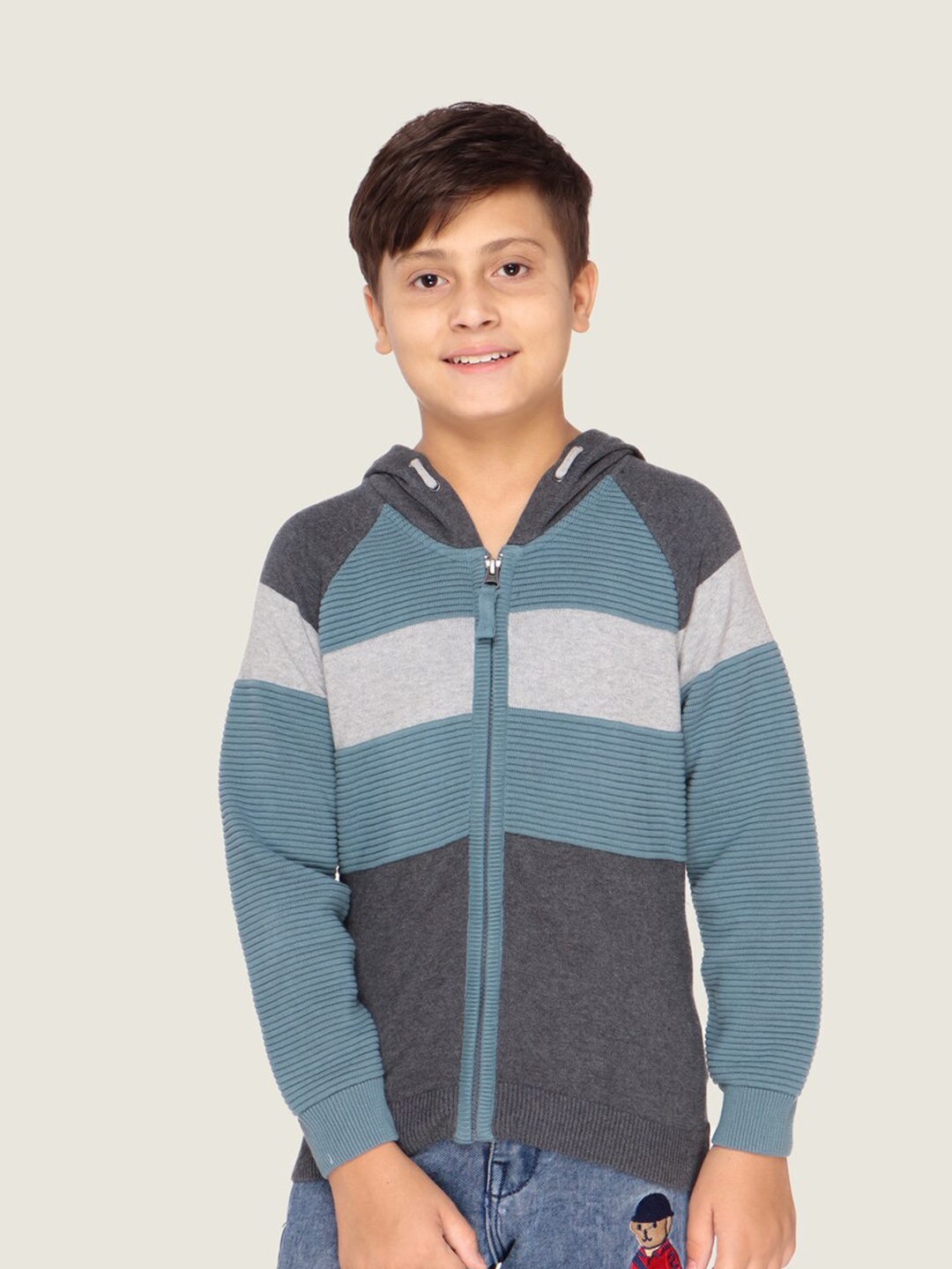 

LASNAK Boys Grey & Blue Colourblocked Hooded Cotton Sweater