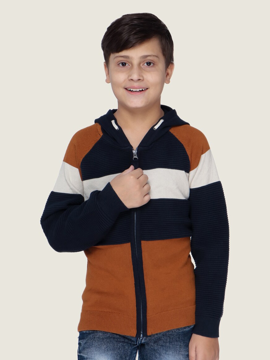 

LASNAK Boys Navy Blue & Mustard Colourblocked Hooded Cotton Sweater