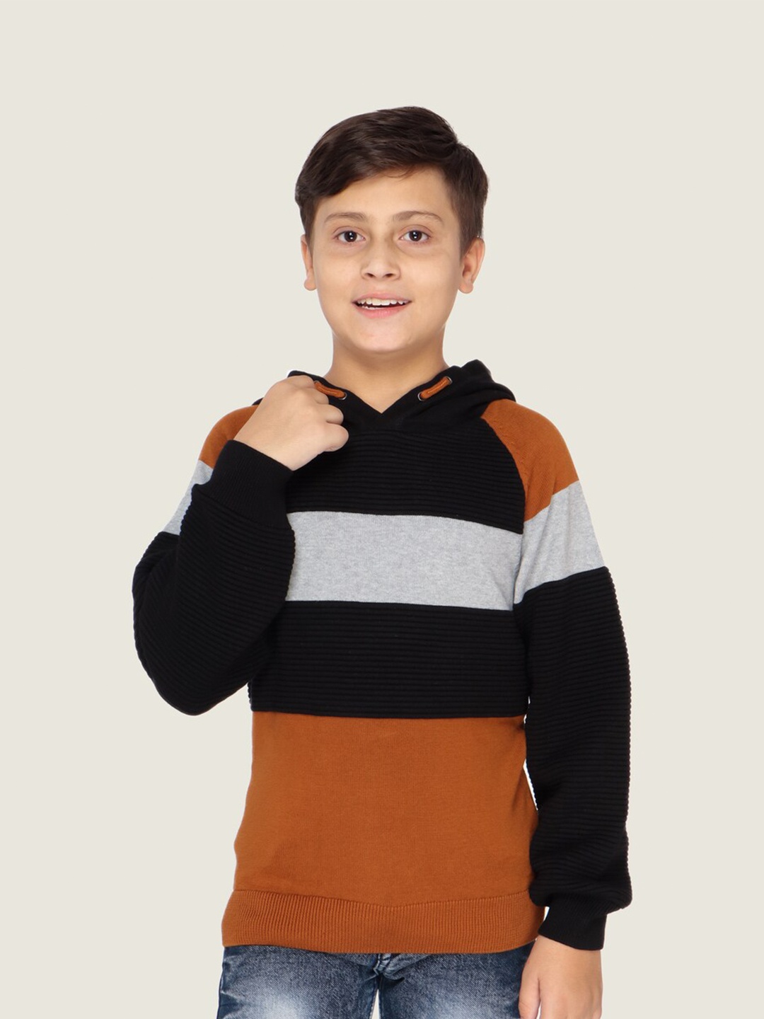 

LASNAK Boys Mustard & Black Colourblocked Hooded Cotton Pullover Sweater