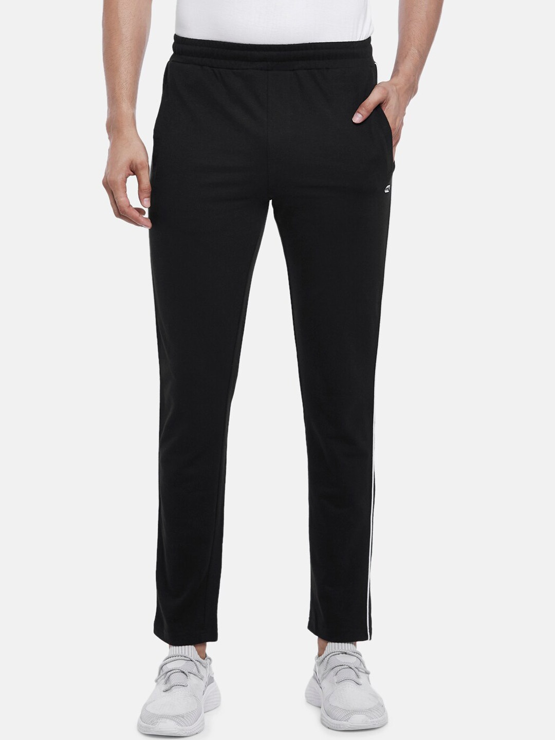 

Ajile by Pantaloons Men Black Solid Slim Fit Cotton Track Pants