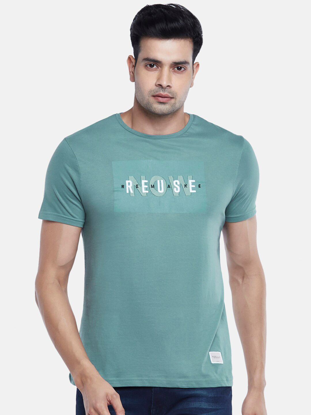 

People Men Grey Typography Printed Slim Fit T-shirt