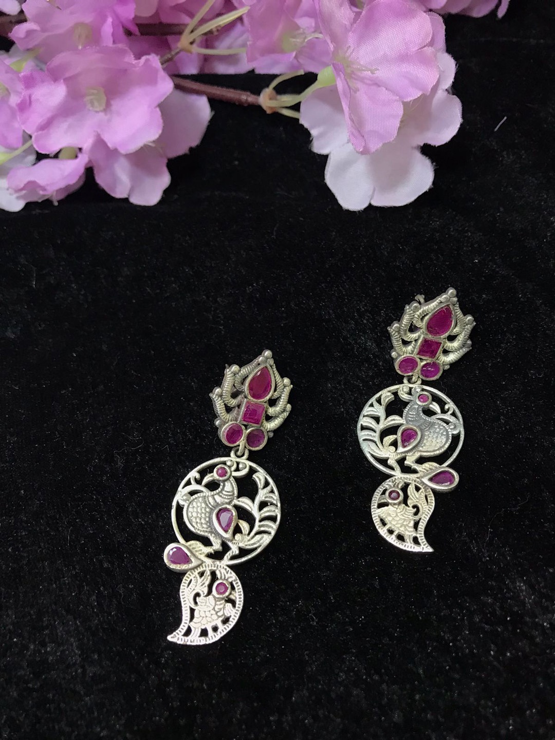 

MORKANTH JEWELLERY Pink & Silver-Plated Contemporary Drop Earrings
