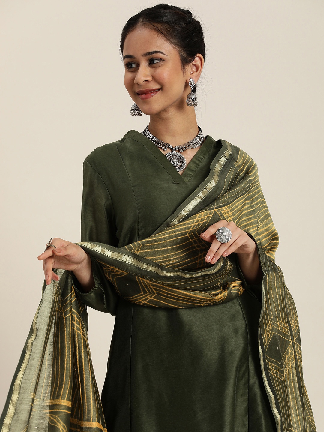 

Taavi Mukaish Printed Dupatta, Green