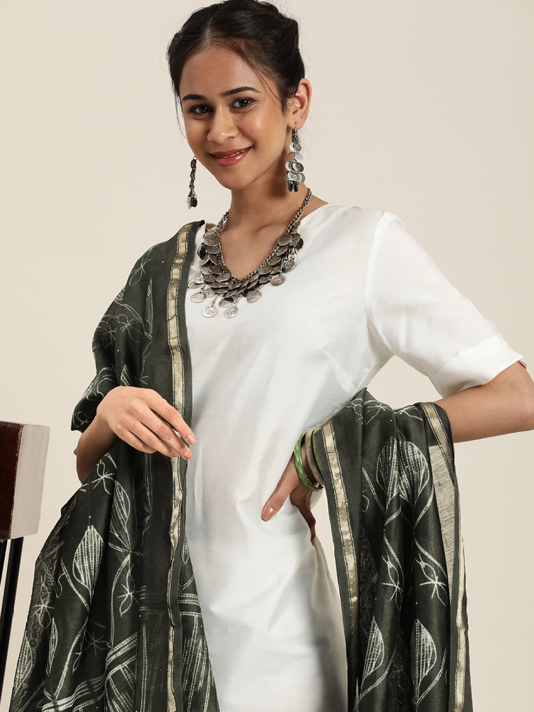 

Taavi Ethnic Motifs Printed Mukaish Dupatta, Charcoal