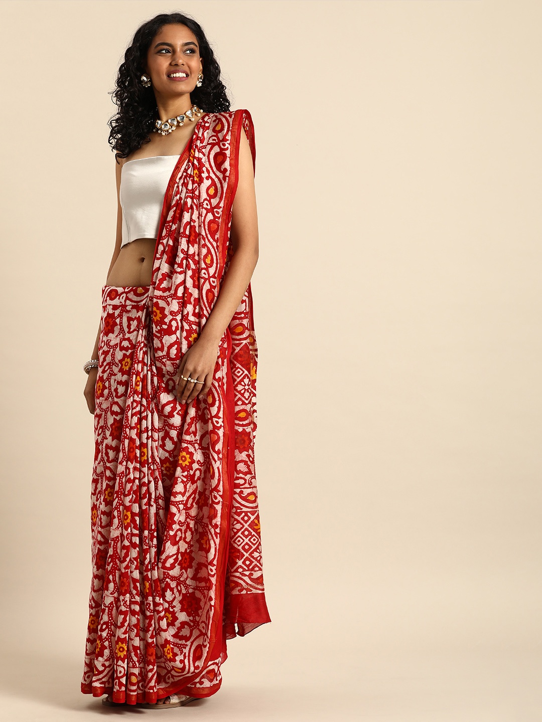 

Taavi Batik Ethnic Motifs Printed Saree, Red