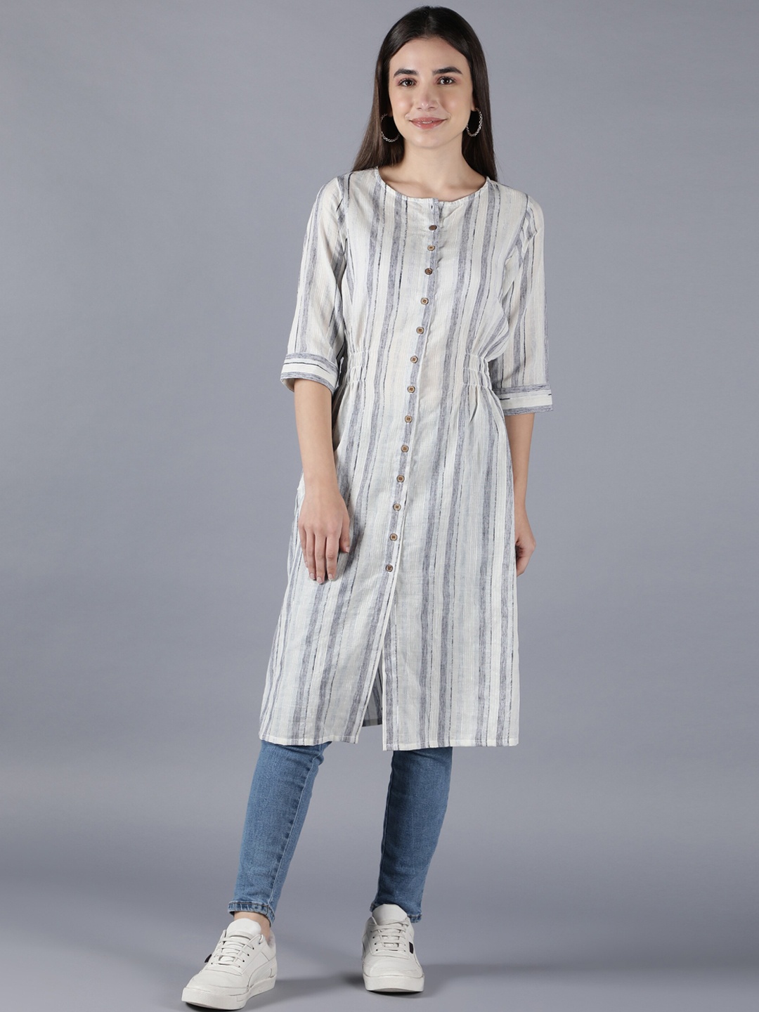 

Cot'N Soft Women White Geometric Striped Kurta