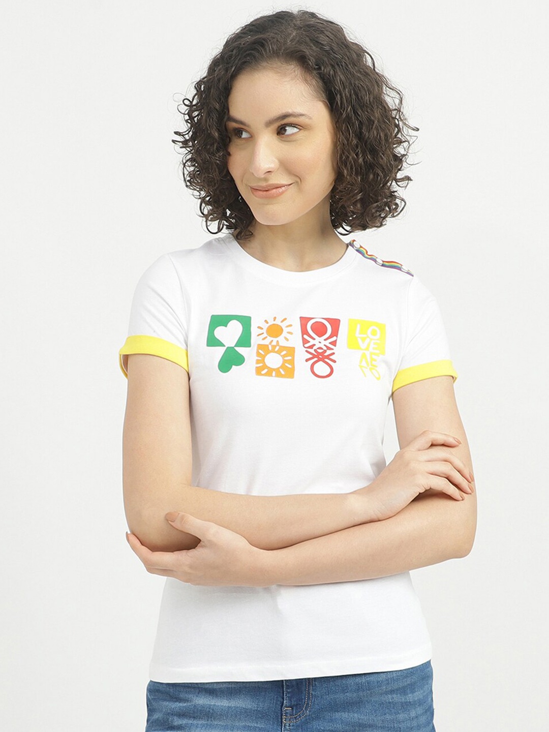 

United Colors of Benetton Women White Printed Slim Fit T-shirt