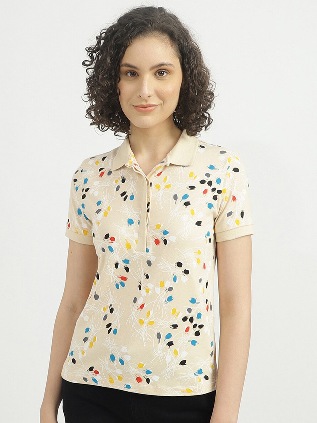 

United Colors of Benetton Women Beige Floral Printed Polo Collar T-shirt