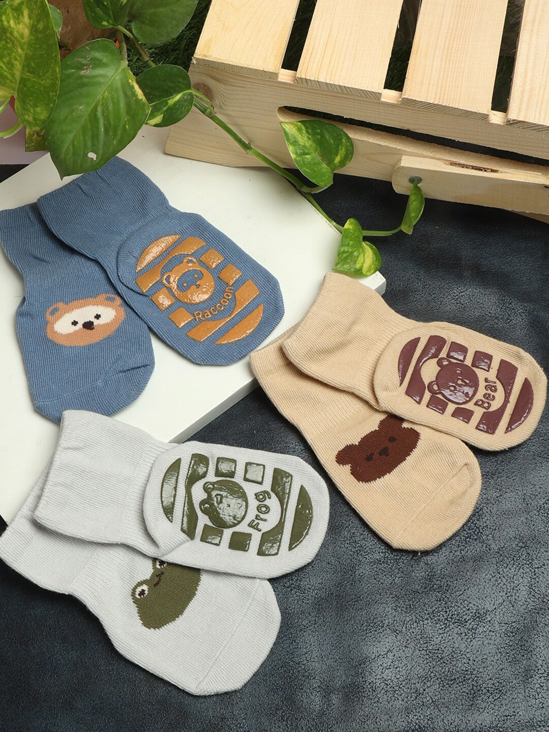 

PASSION PETALS Boys Pack Of 3 Patterned Cotton Ankle-Length Socks, Grey
