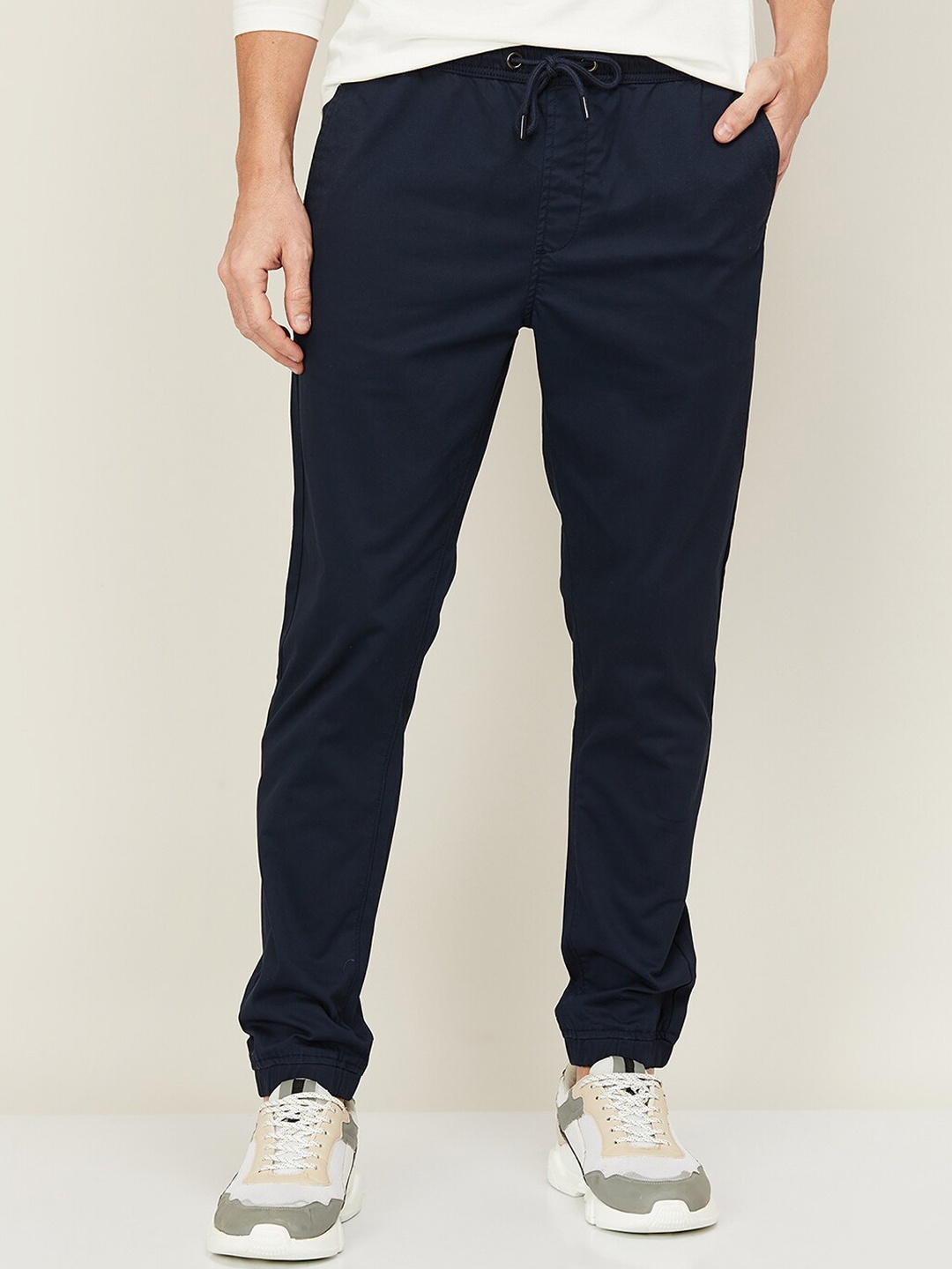 

Fame Forever by Lifestyle Men Navy Blue Solid Slim Fit Cotton Joggers