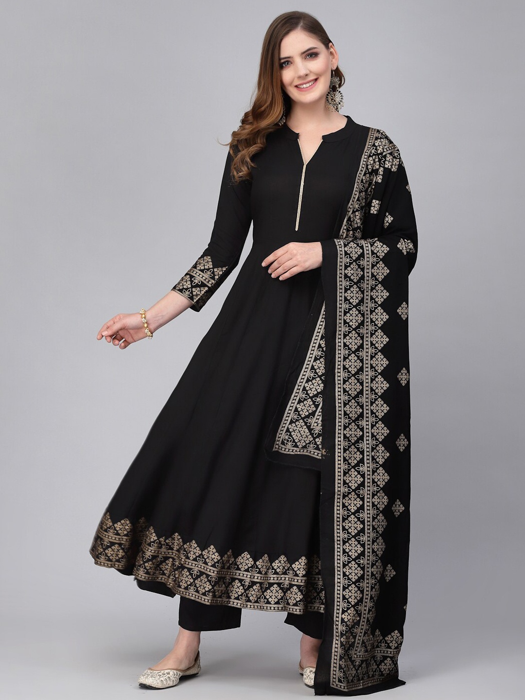 

JAIPURI BUNAAI Women Ethnic Motifs Printed Panelled Kurta with Palazzos & With Dupatta, Black