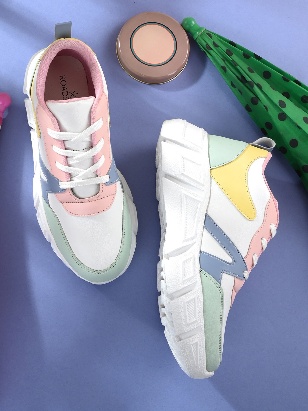 

Roadster Women White & Pink Colourblocked Synthetic Leather Sneakers