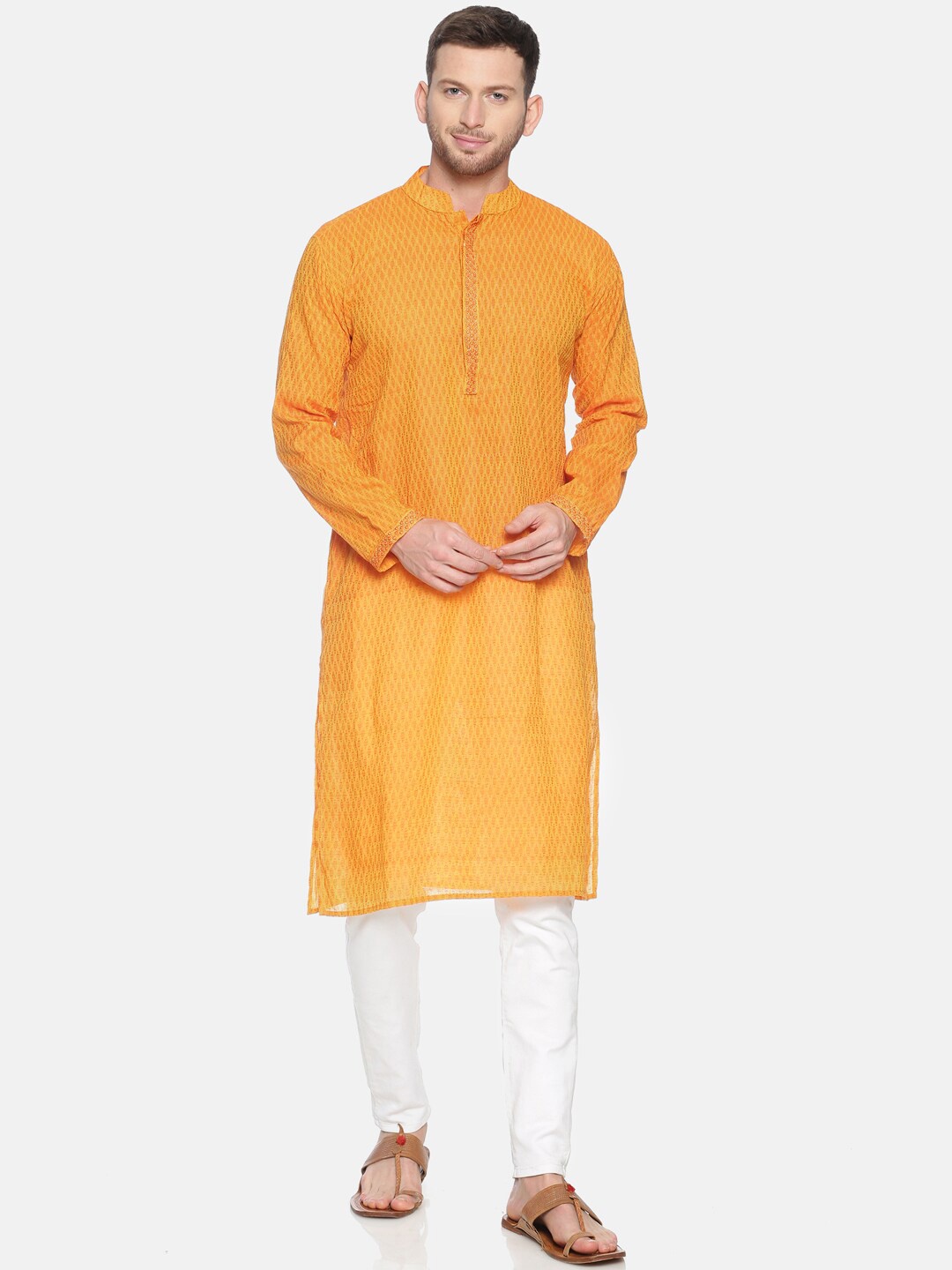 

PAROKSH Men Yellow Thread Work Grandeur & Majestic Artwork Dobby Handloom Kurta