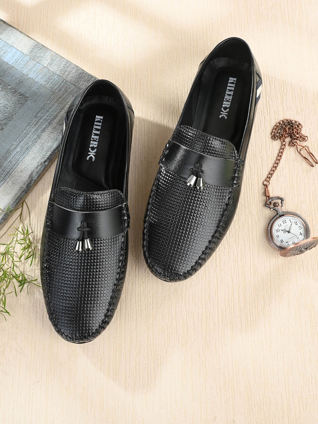 

Killer Men Black Textured Slip-On Tassel Loafers