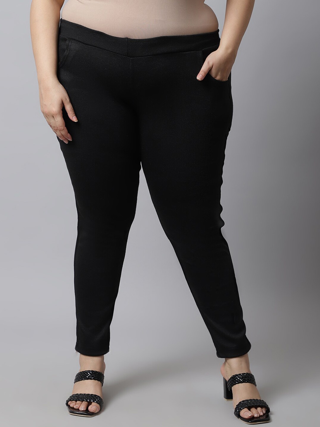 

TAG 7 Women Plus Size Black Solid Ankle Length Leggings