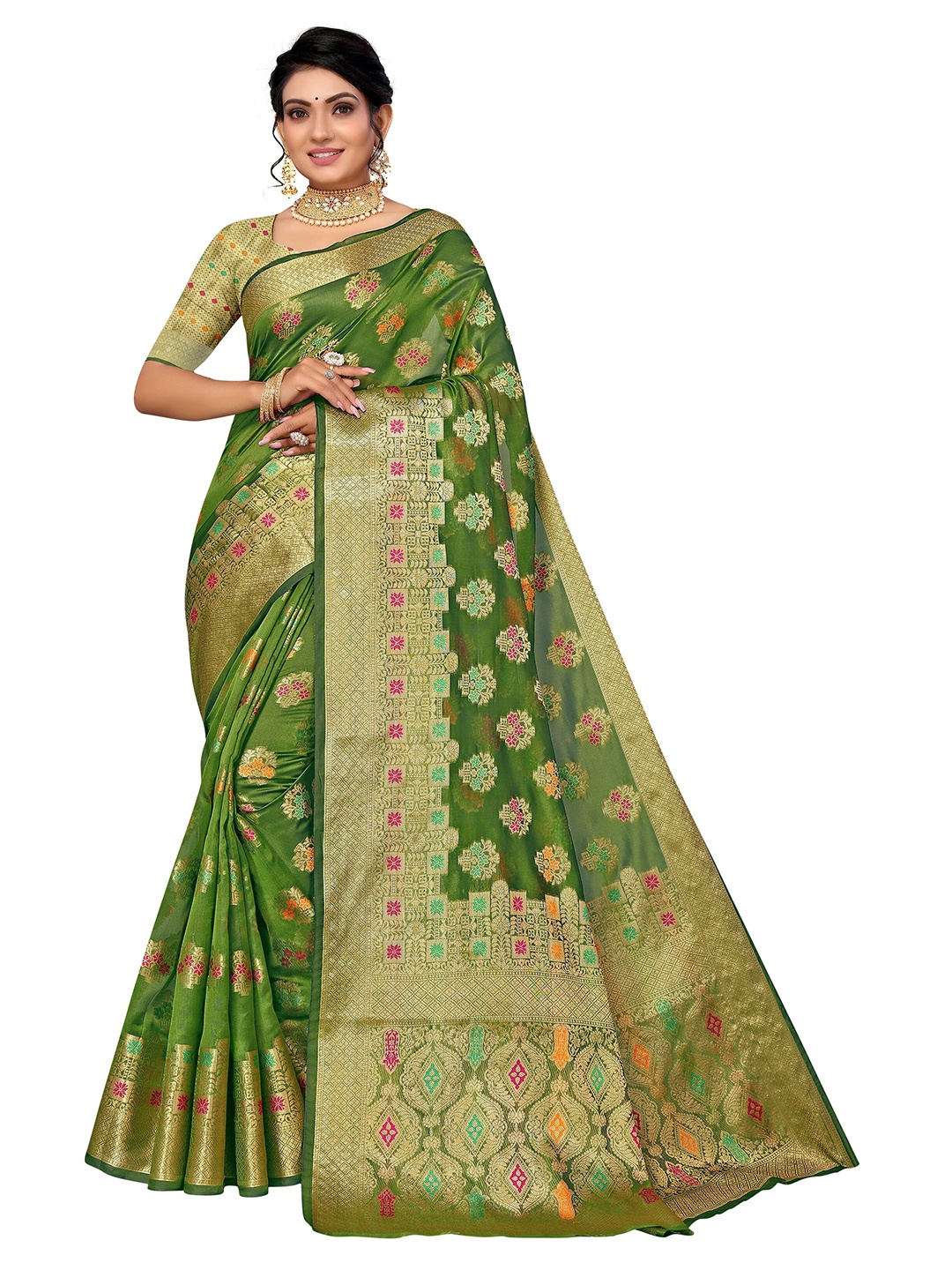 

Nimayaa Women Green & Gold-Toned Floral Zari Organza Saree