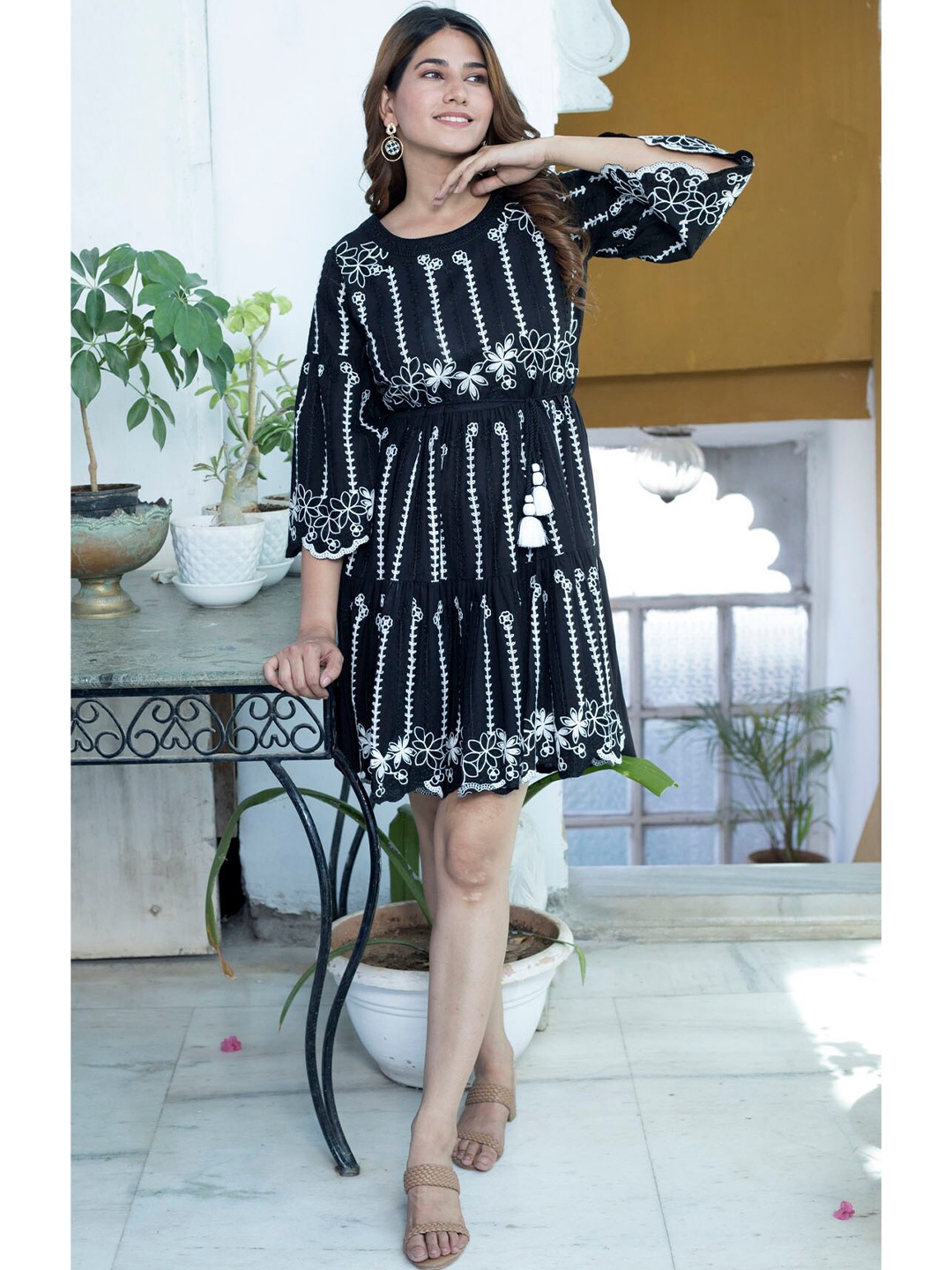 

FASHION DWAR Women Black Floral Embroidered Cotton A-Line Dress