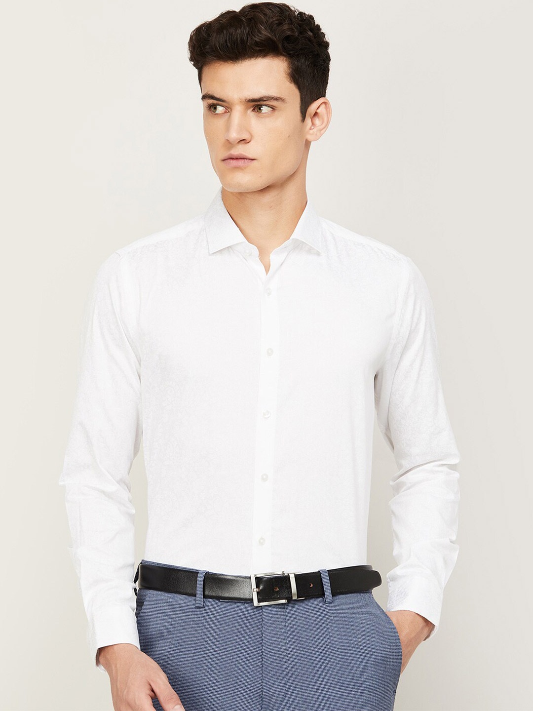 

CODE by Lifestyle Men White Slim Fit Formal Shirt