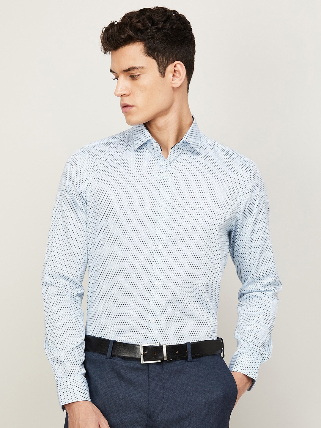 

CODE by Lifestyle Men White Slim Fit Printed Formal Shirt