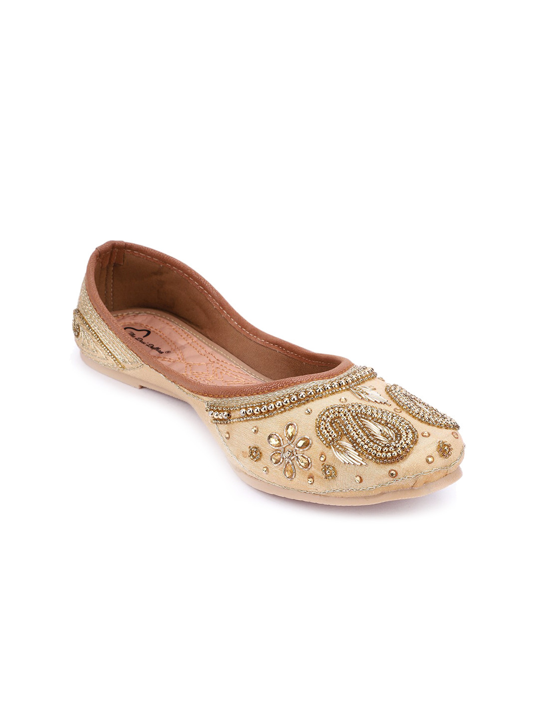 

The Desi Dulhan Women Gold-Toned Embellished Ethnic Mojaris Flats